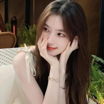 故烧高烛照红妆